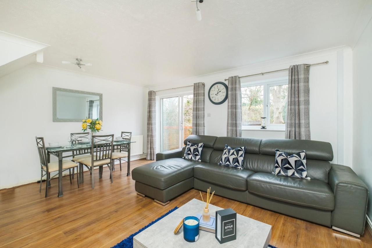 Beautiful 3 Bed House With Amazing Views In Dartford, Kent Apartment Exterior photo