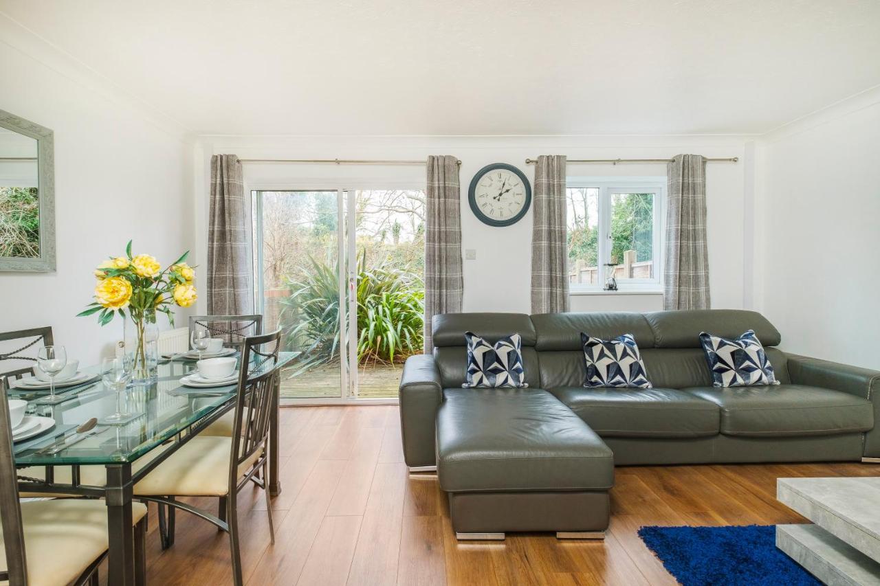 Beautiful 3 Bed House With Amazing Views In Dartford, Kent Apartment Exterior photo